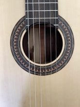 Classical Guitar by Lauderia Ramírez