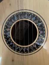 Vihuela by “Instrumentos Meraz”